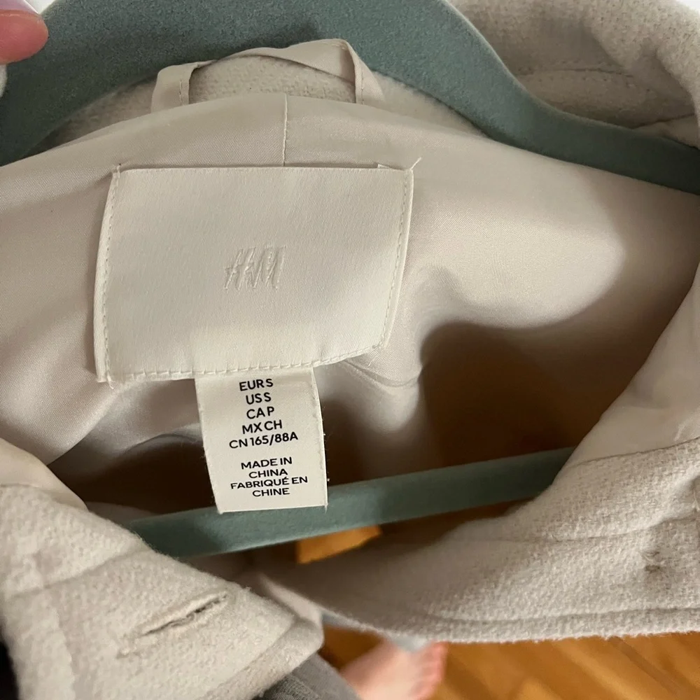 H&M Women's oversized Jacket - Picture 3 of 3